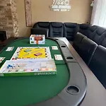 Stolowa - Game - Bilard, Simracing, Arcade וילה Chocieszow