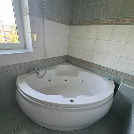 Stolowa - Game - Bilard, Simracing, Arcade Vila *