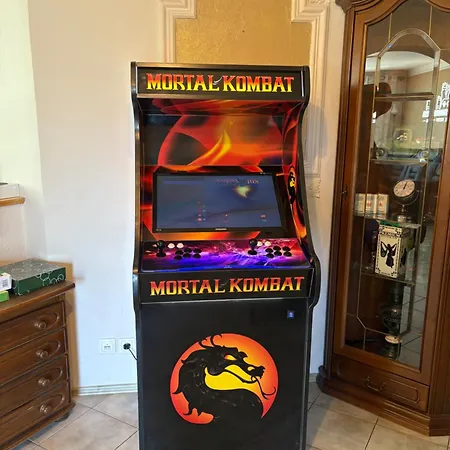 Stolowa - Game - Bilard, Simracing, Arcade Vila Chocieszow