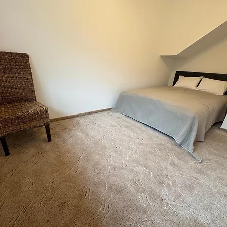 Vila Stolowa - Game - Bilard, Simracing, Arcade Chocieszow