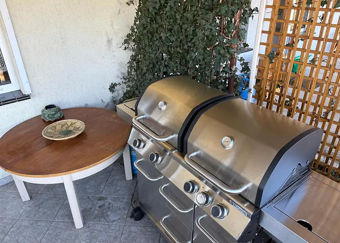 Stolowa - Game - Bilard, Simracing, Arcade Villa *