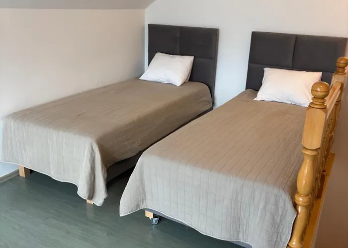 Βίλα Stolowa - Game - Bilard, Simracing, Arcade Chocieszow