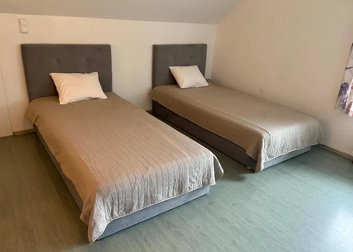 Stolowa - Game - Bilard, Simracing, Arcade Chocieszow